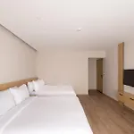 Elegance Grand City Hotel