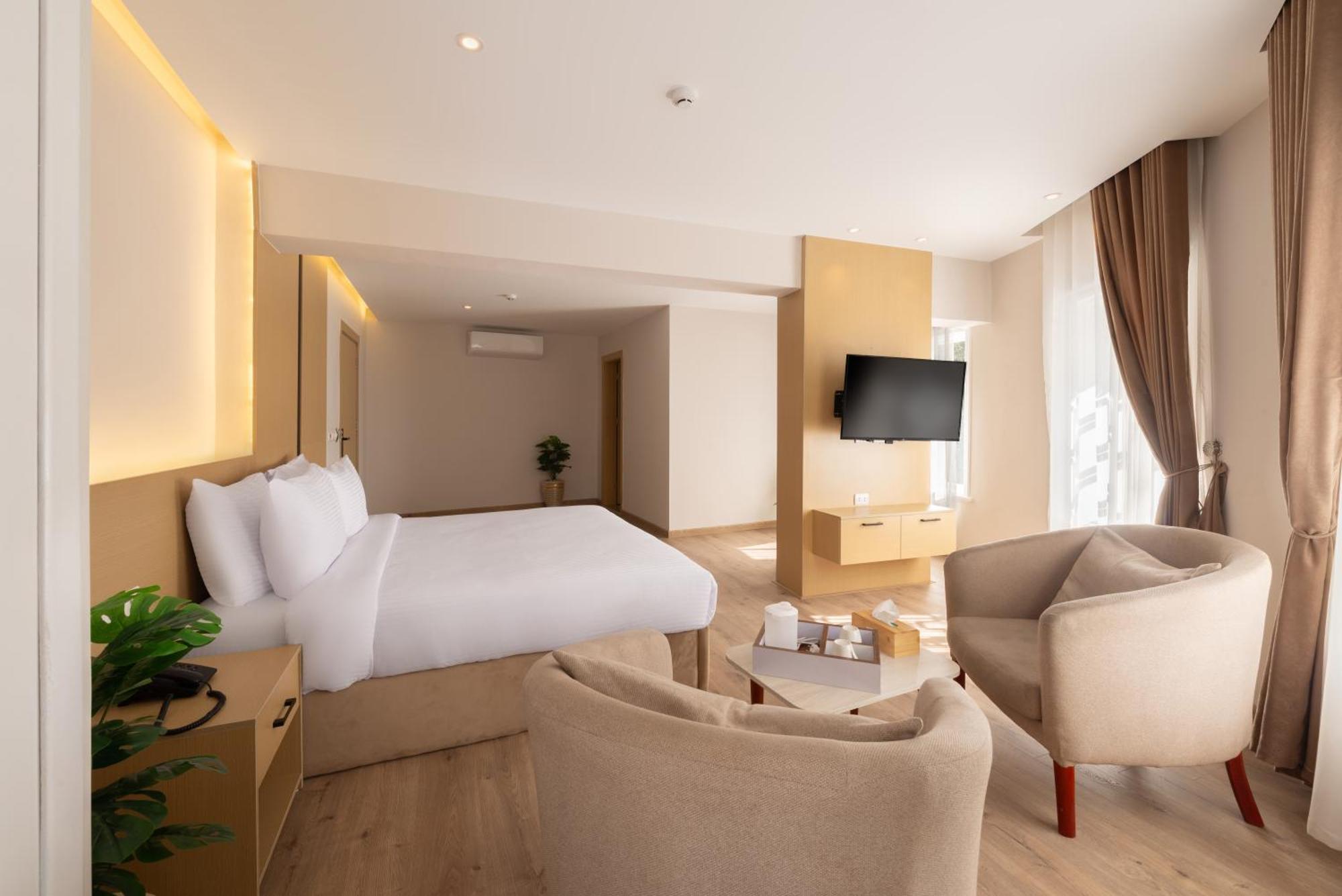 Hotel Elegance Grand 3*